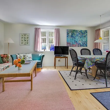 Tatil Evi Two-bedroom Holiday In *